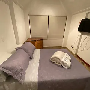 Casa Santa Ana Cedritos Hotel
